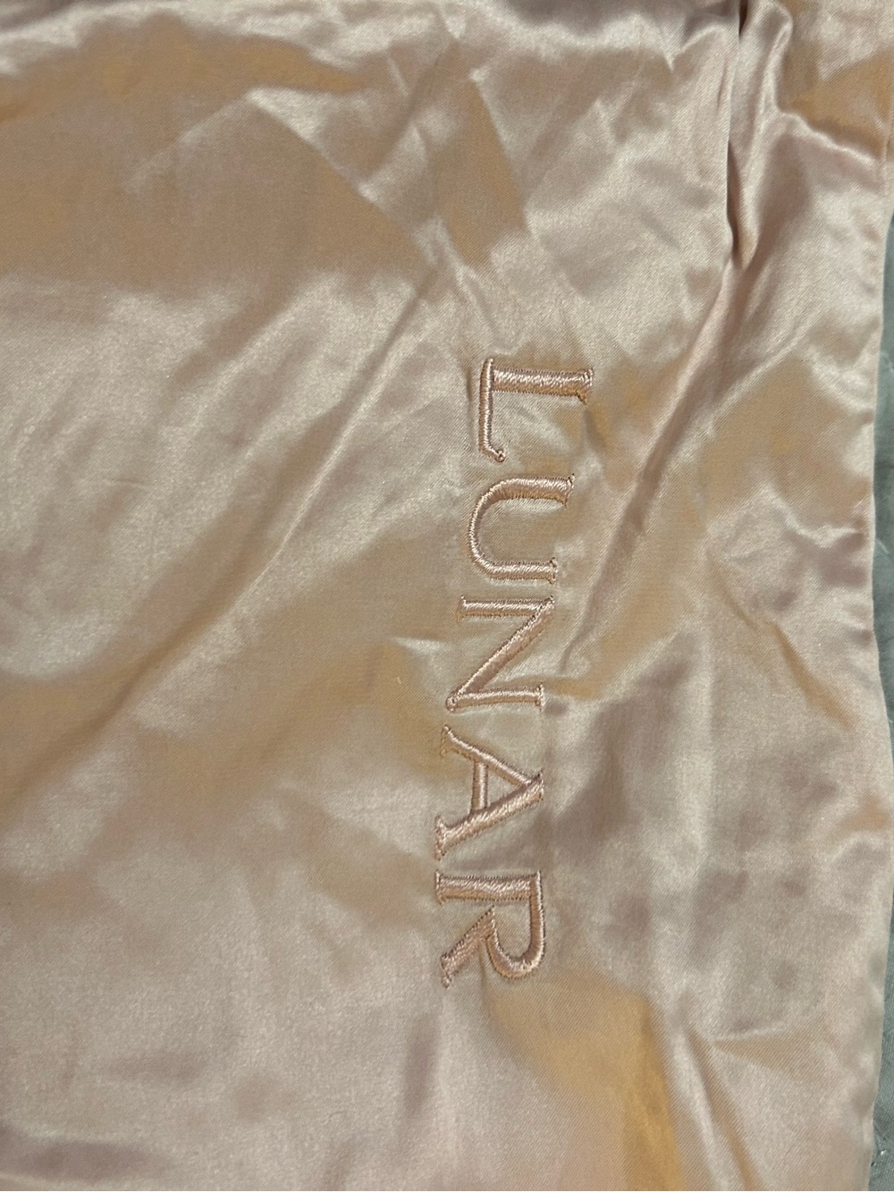 Lunar Silk pillowcase- pink